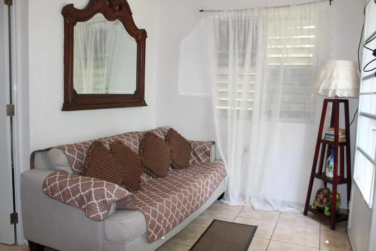 Floralis Apartment Rincon
