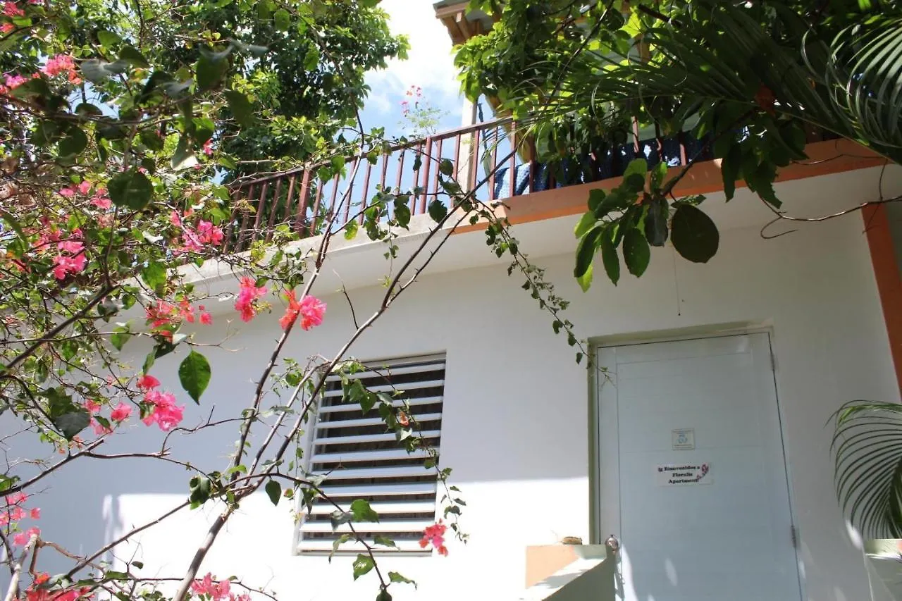 Floralis Apartment Rincon